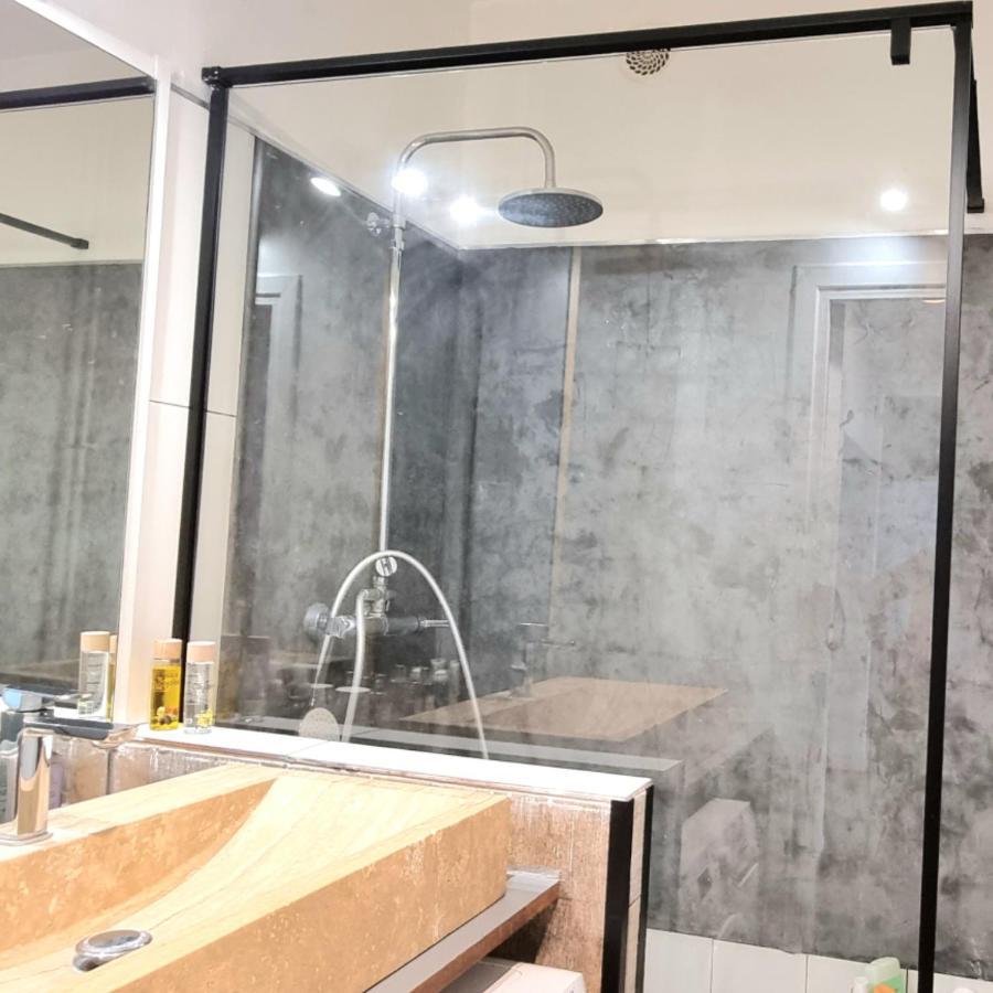 פריז Double Bed Room Homestay Shared Accommodation מראה חיצוני תמונה