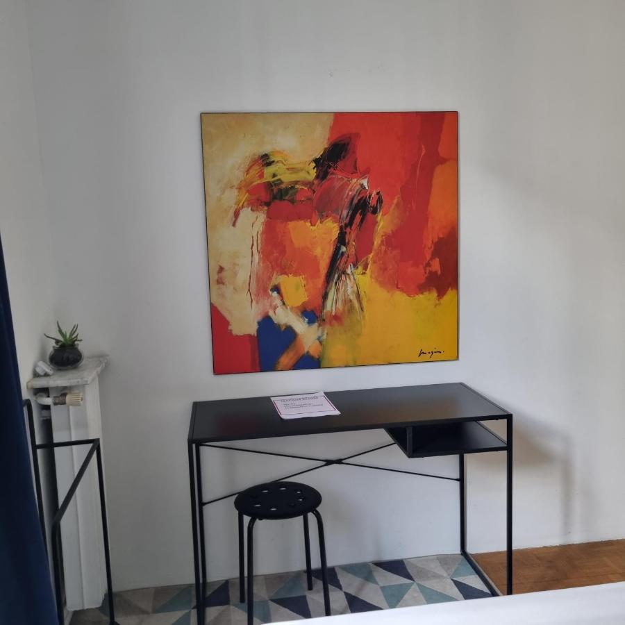 פריז Double Bed Room Homestay Shared Accommodation מראה חיצוני תמונה